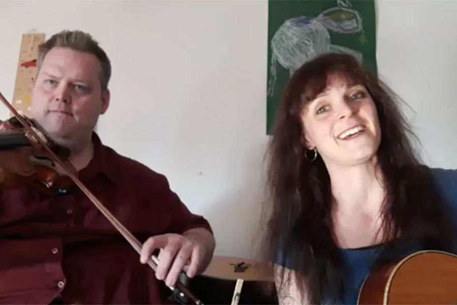 Facebook Live-Konzert von Tabea Anderfuhren und Aaron Till